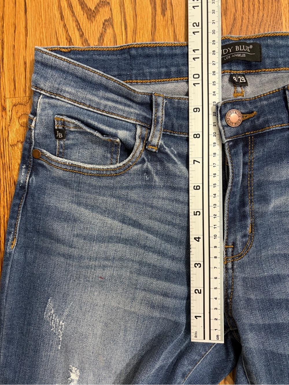 Judy Blue Mid-Rise Distressed Skinny Jeans (9/29) - Picture 6 of 9